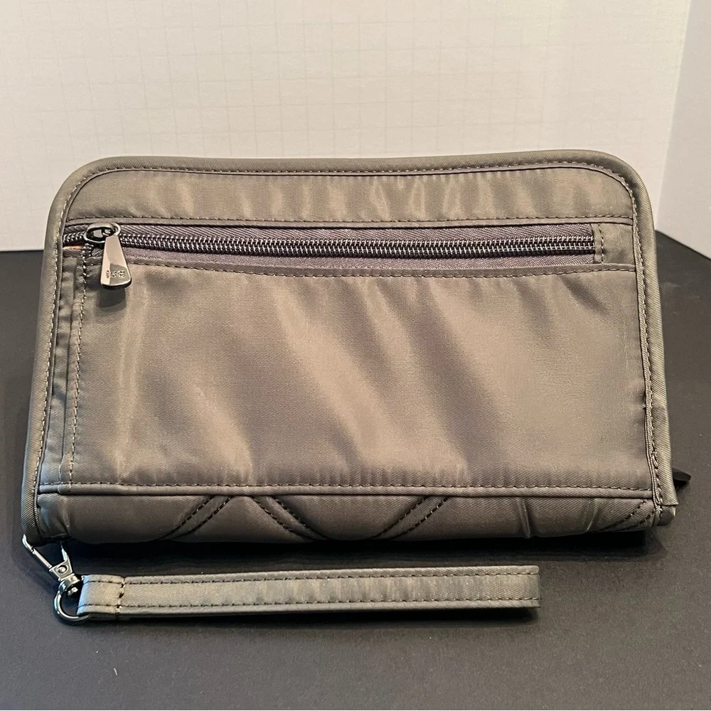 Lug Zeppelin Olive Wristlet Wallet